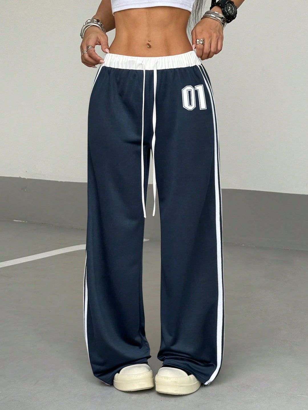 Pantaloni SHEIN, albastru