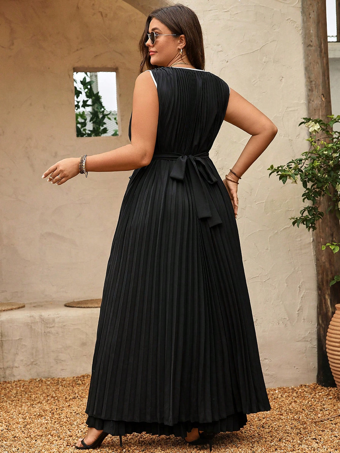 Compleu SHEIN, negru