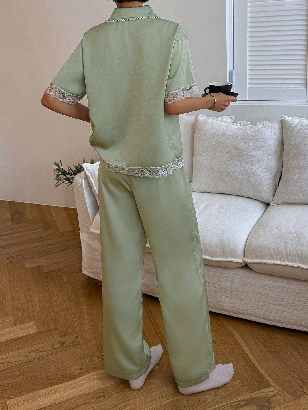 Compleu pijamale SHEIN, verde