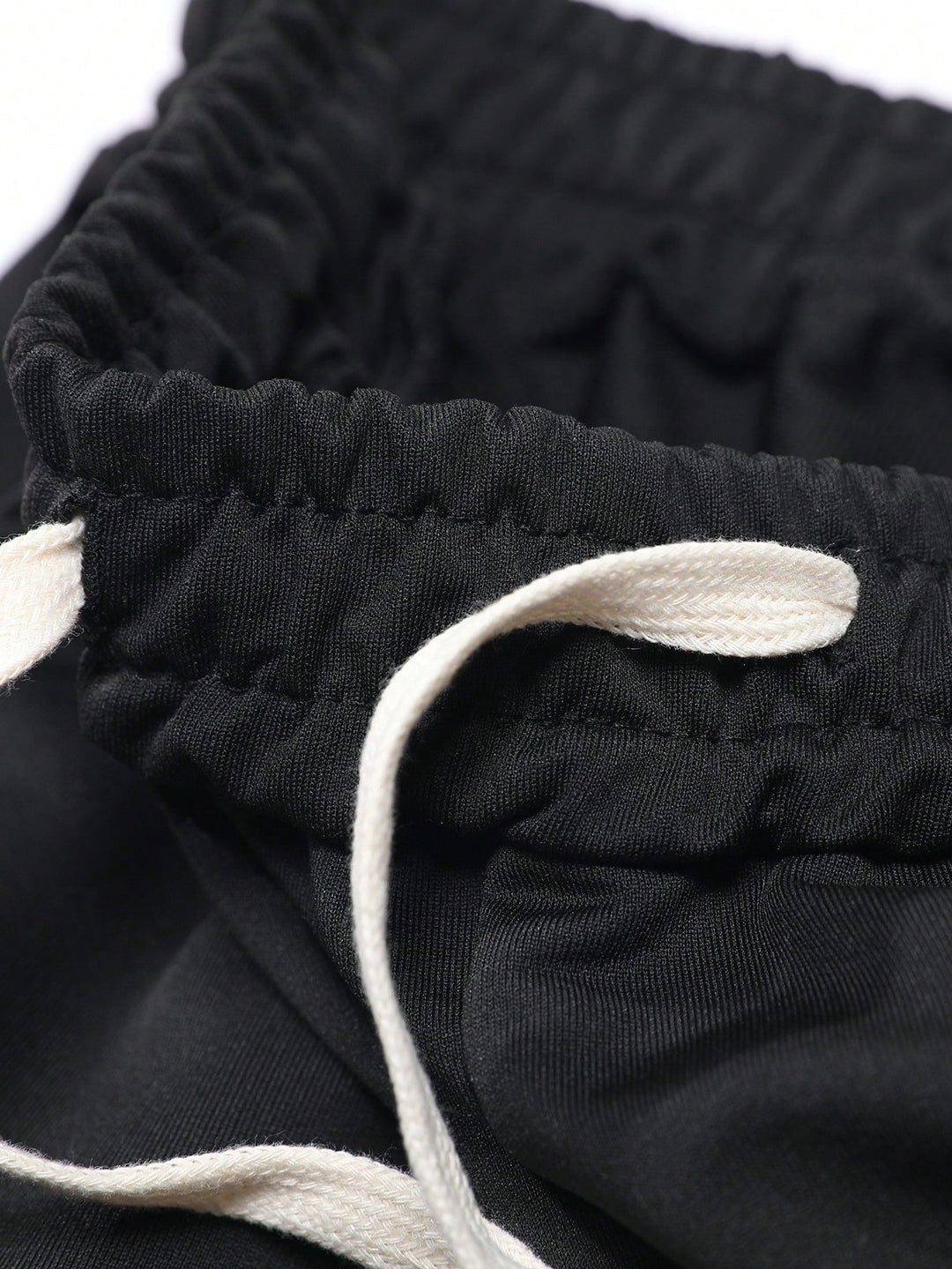 Pantaloni scurți SHEIN, negru
