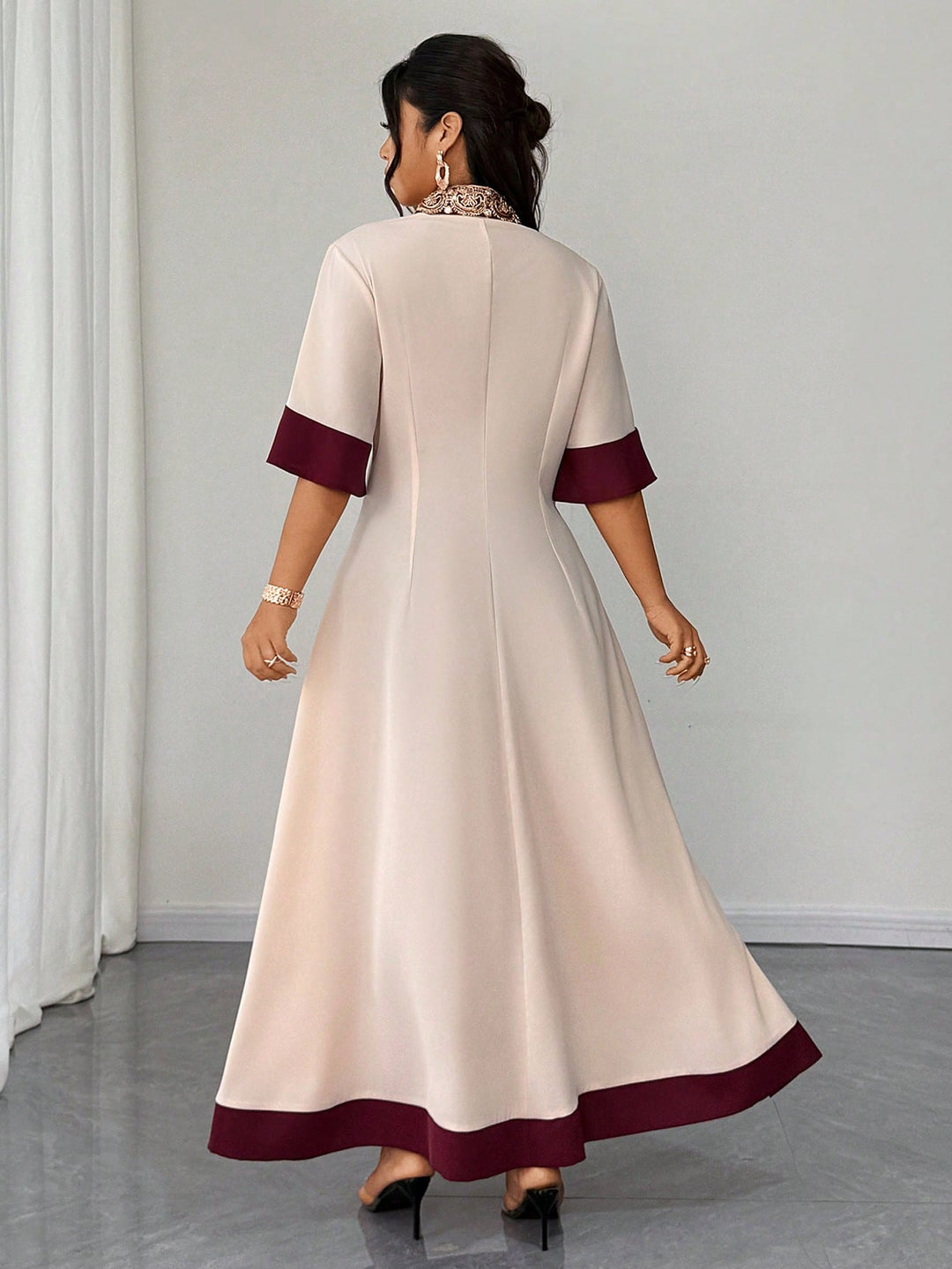 Shein Curve+ maxi ruha, vegyes színek