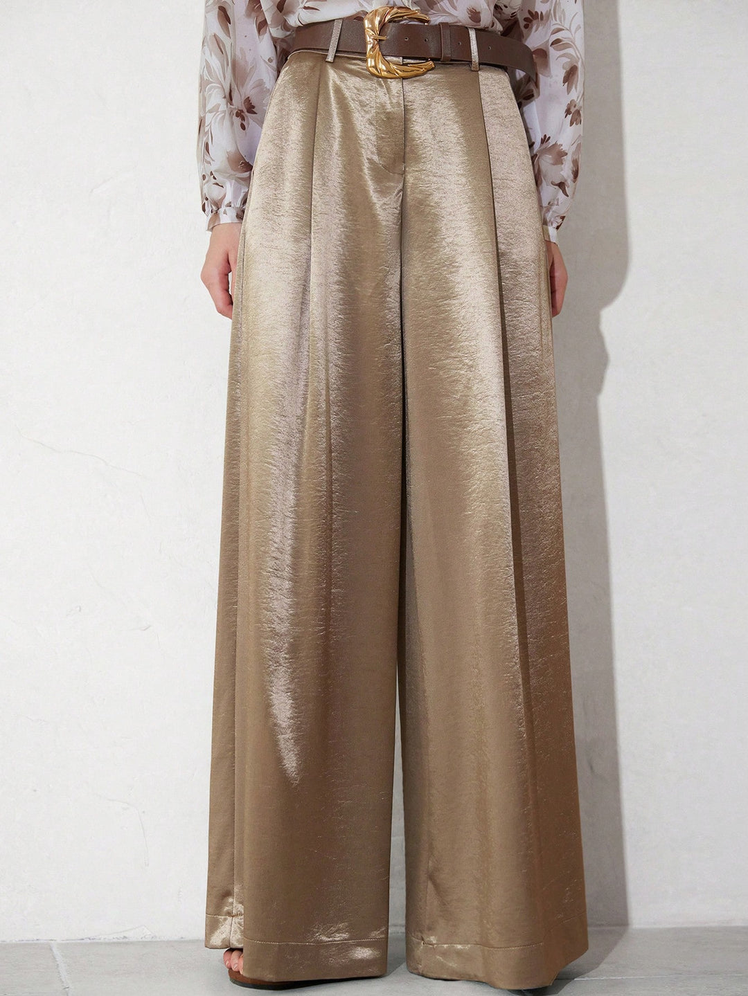 Pantalon SHEIN, maro