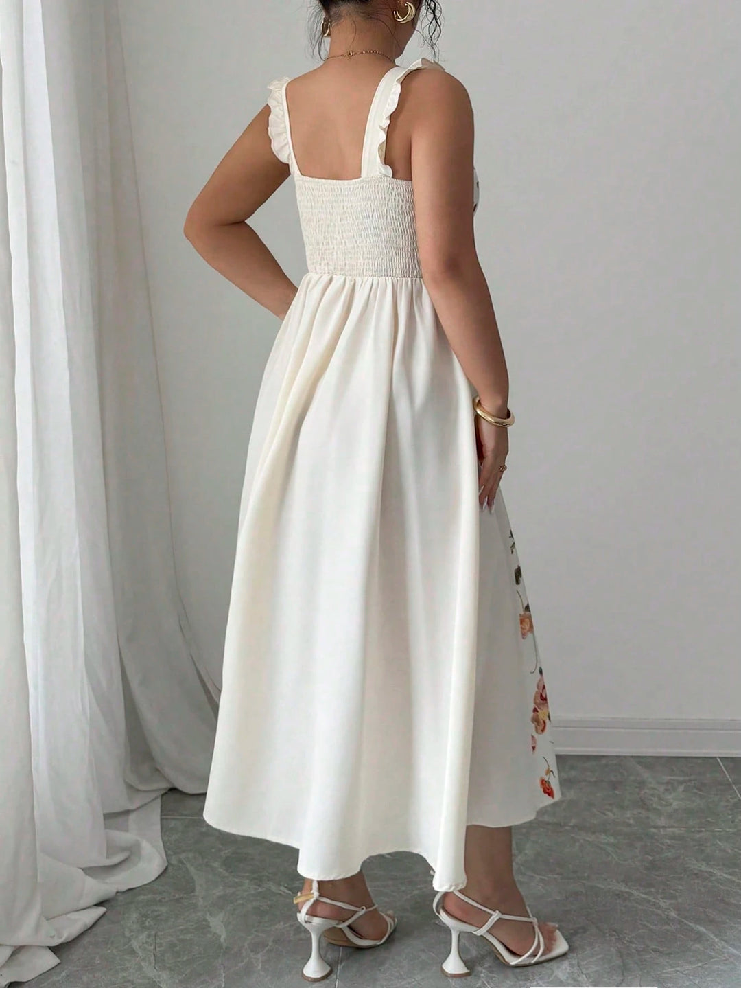 SHEIN krém midi ruha