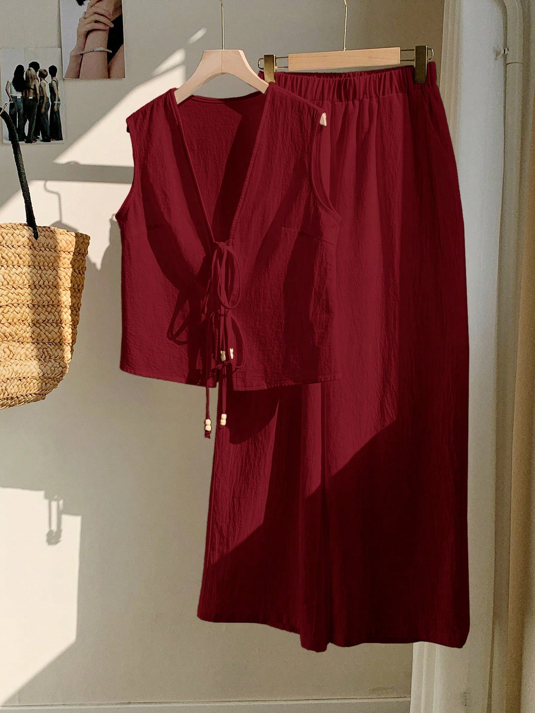 SHEIN együttes, piros