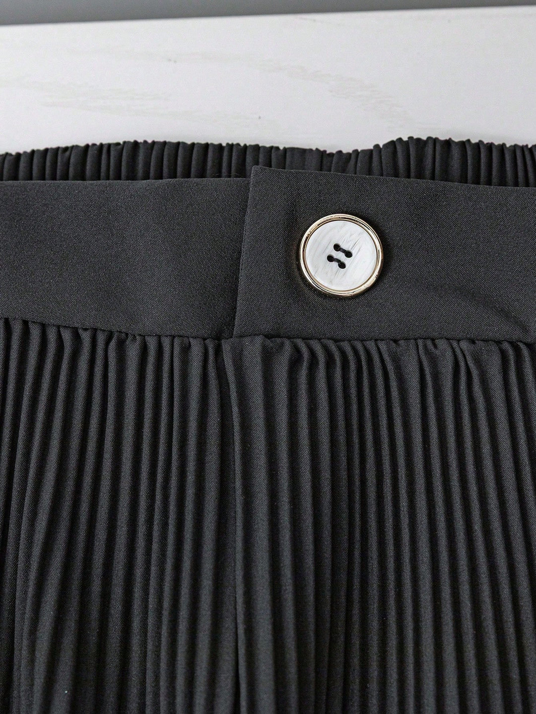 Pantaloni scurți SHEIN, negru
