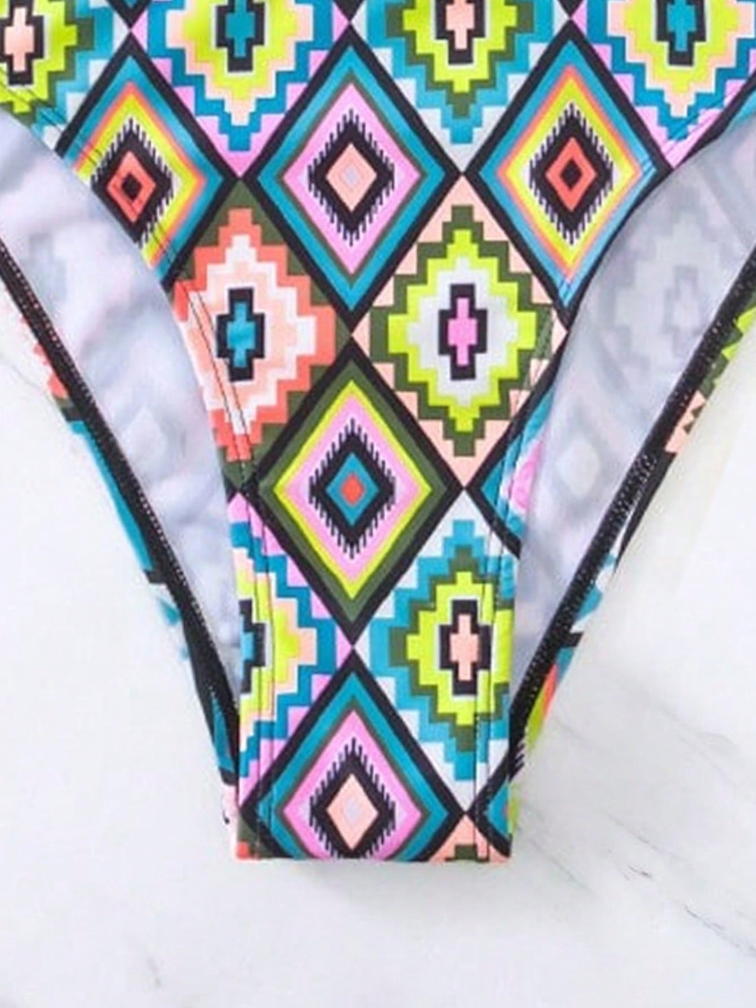 Set bikini SHEIN, alb