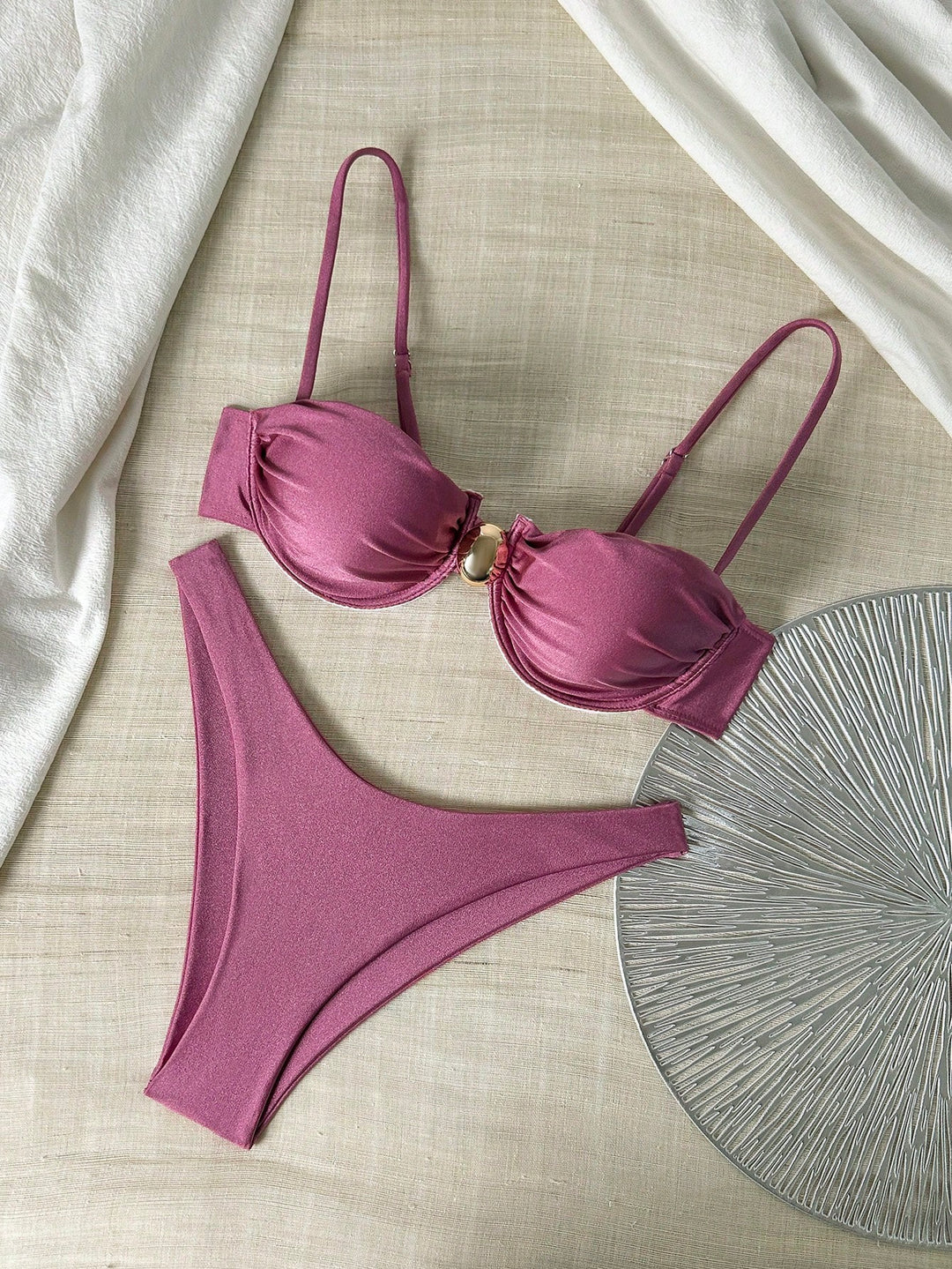 Set bikini SHEIN, roz