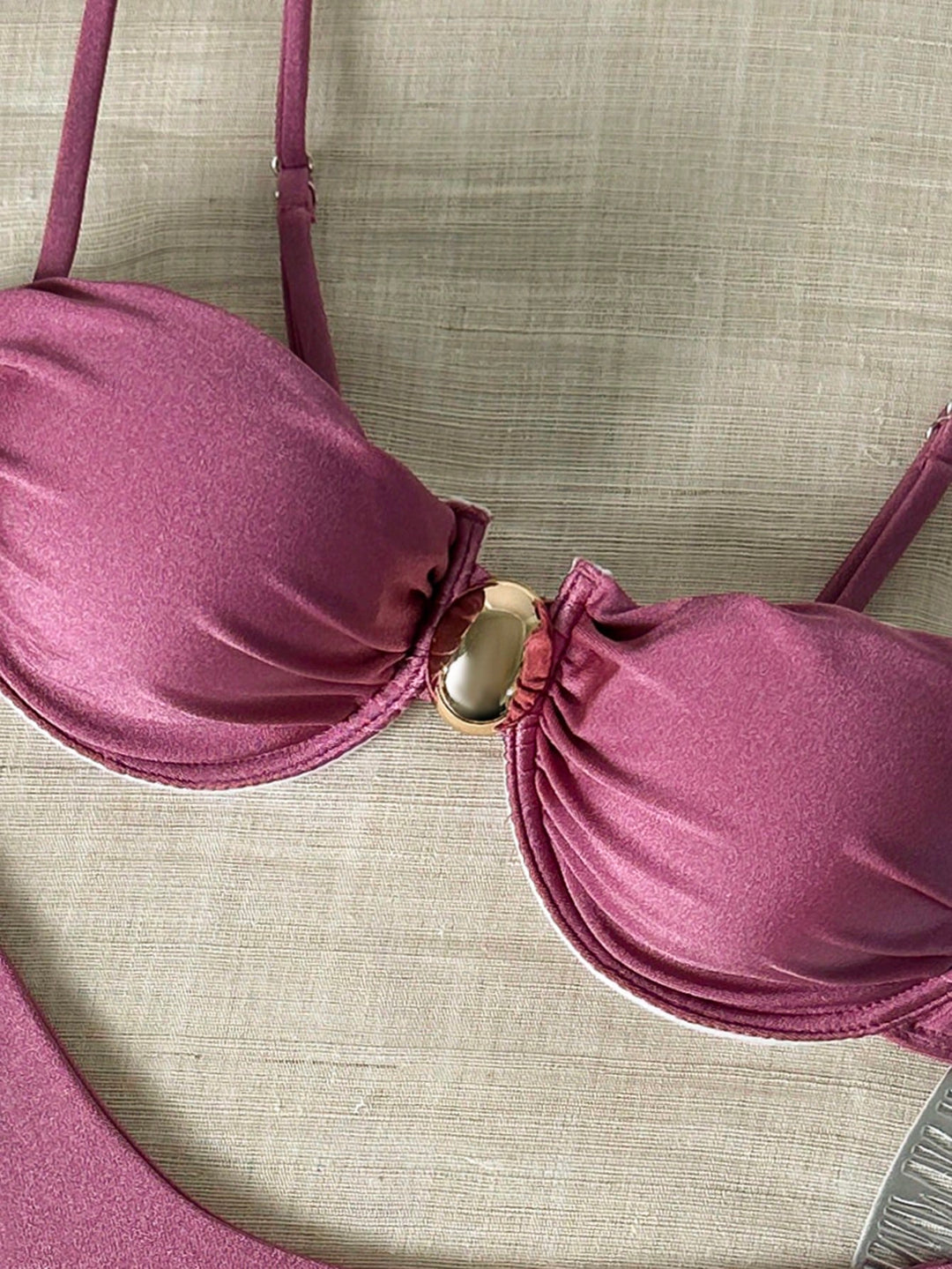 Set bikini SHEIN, roz