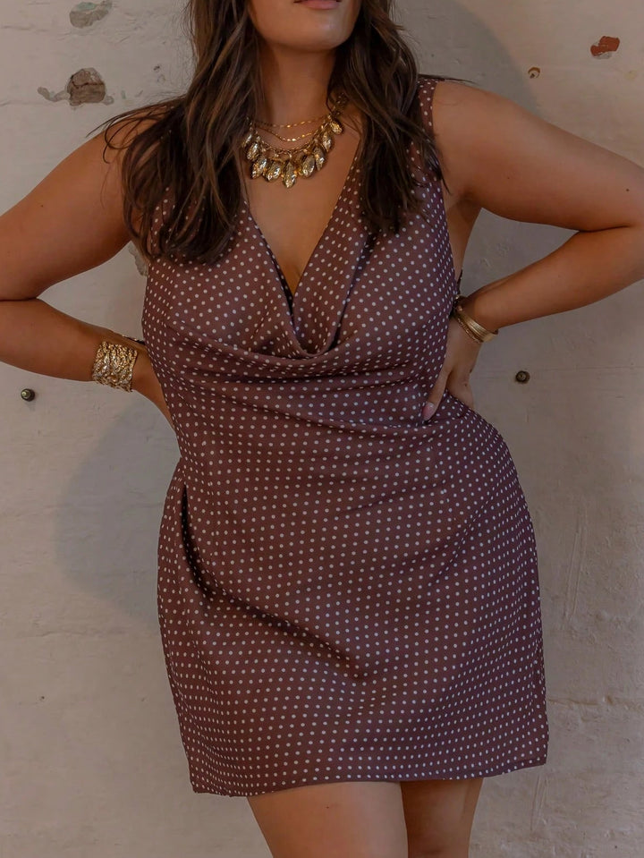 Rochiem mini Shein Curve+, barna