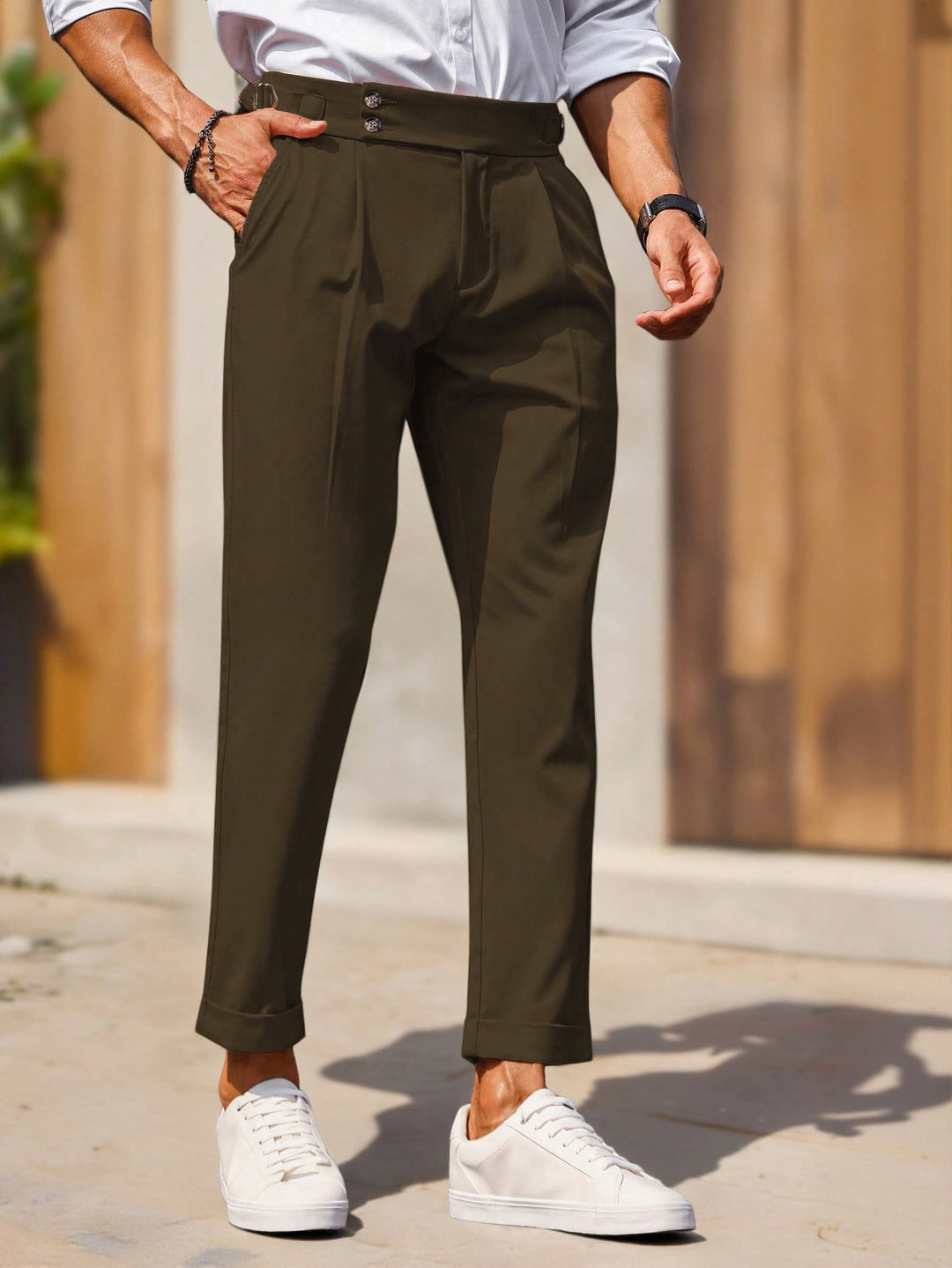 Pantaloni SHEIN, maro