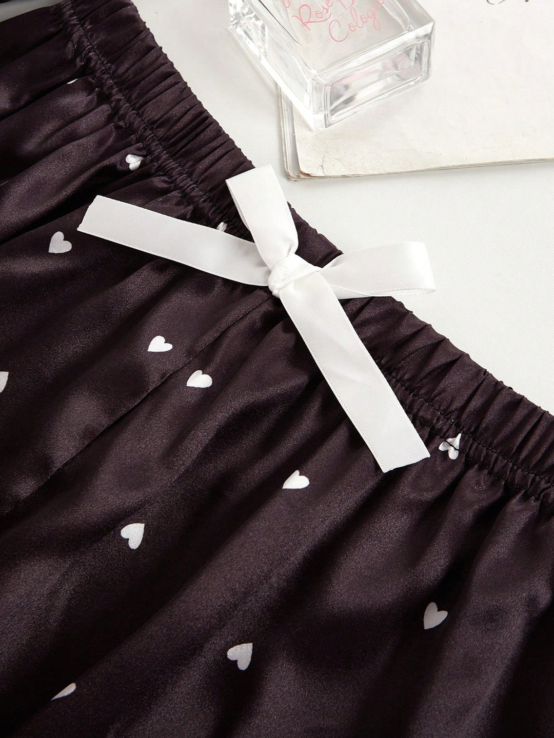 Pijama Shein, Negru