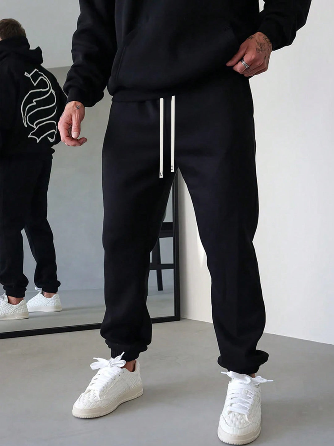 Pantaloni SHEIN, negru