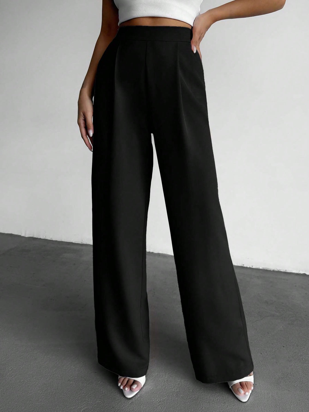 Pantaloni SHEIN, negru