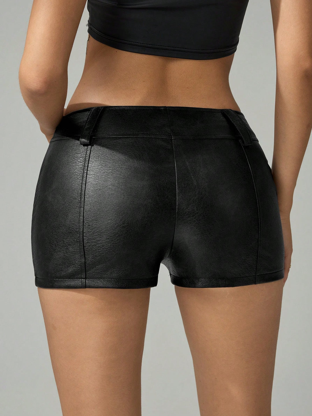 Pantaloni scurți din imitație de piele Shein, negru