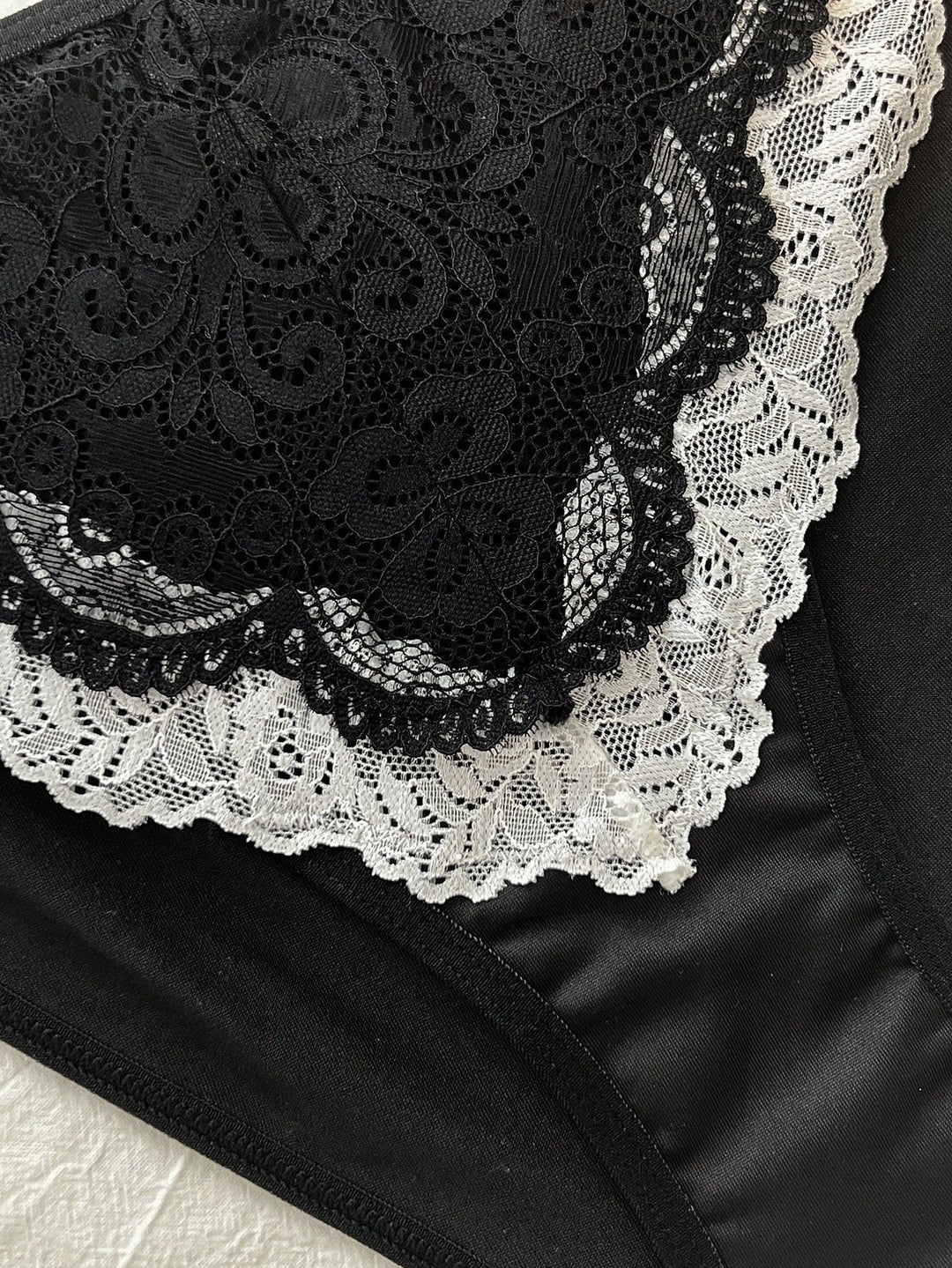 Set lenjerie SHEIN, mix culori