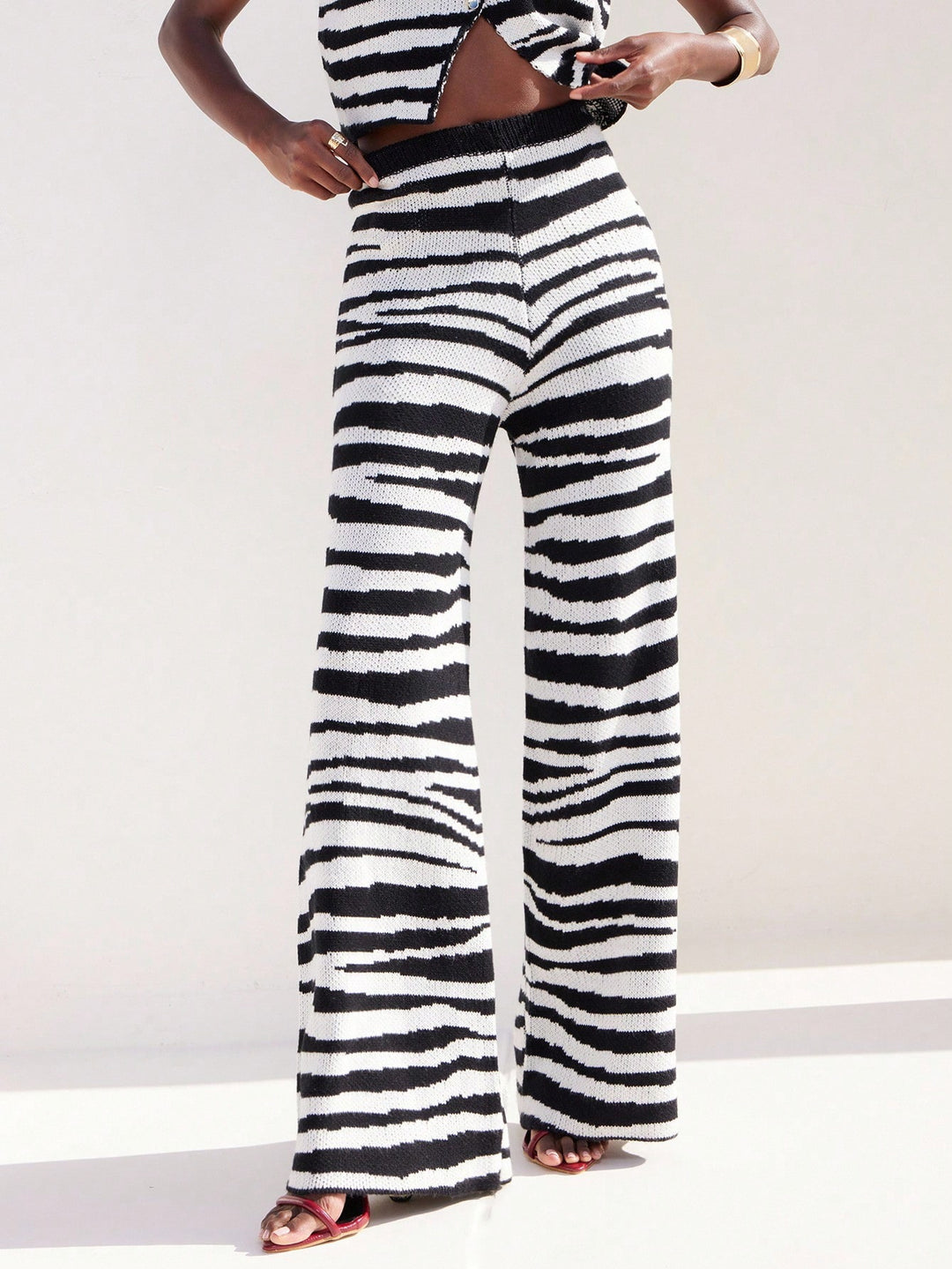 Pantaloni SHEIN, mix culori