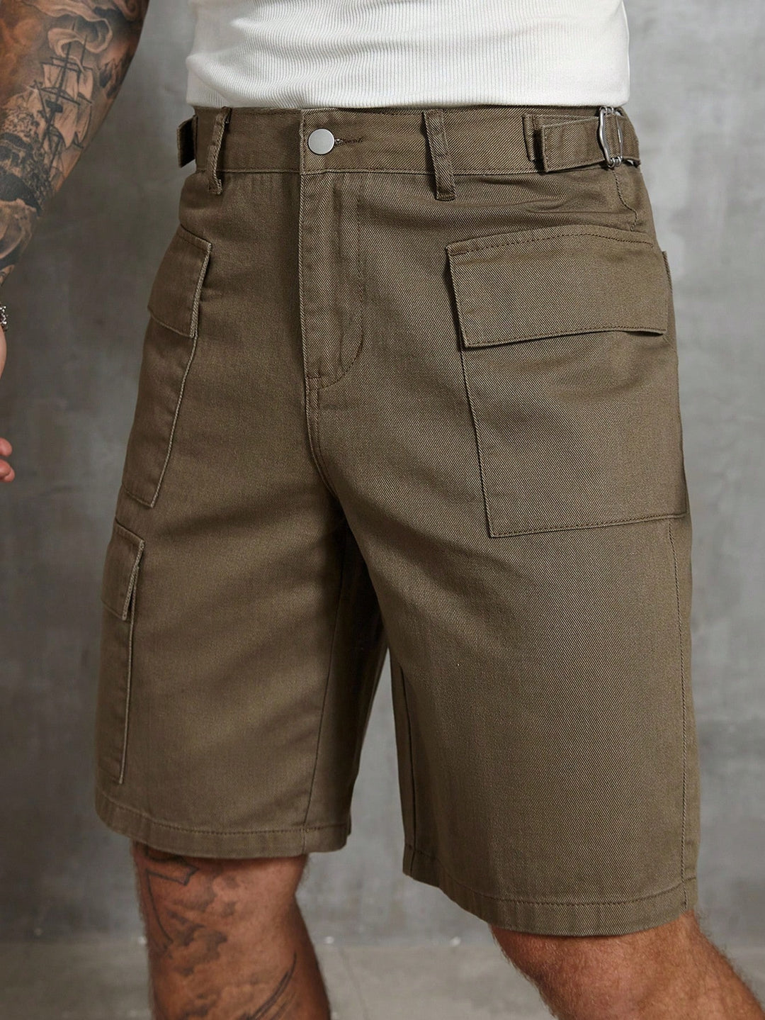 Pantaloni scurți SHEIN, kaki