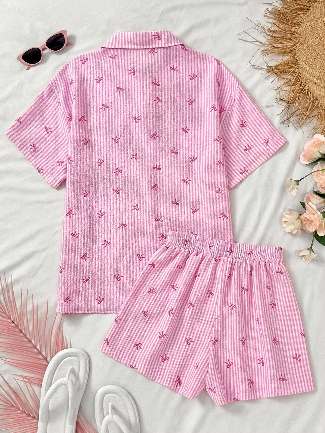 Set pijamale SHEIN, roz