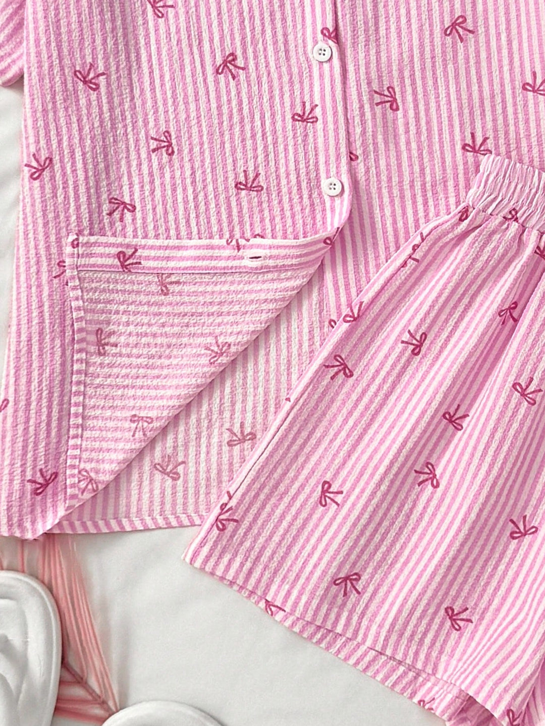 Set pijamale SHEIN, roz