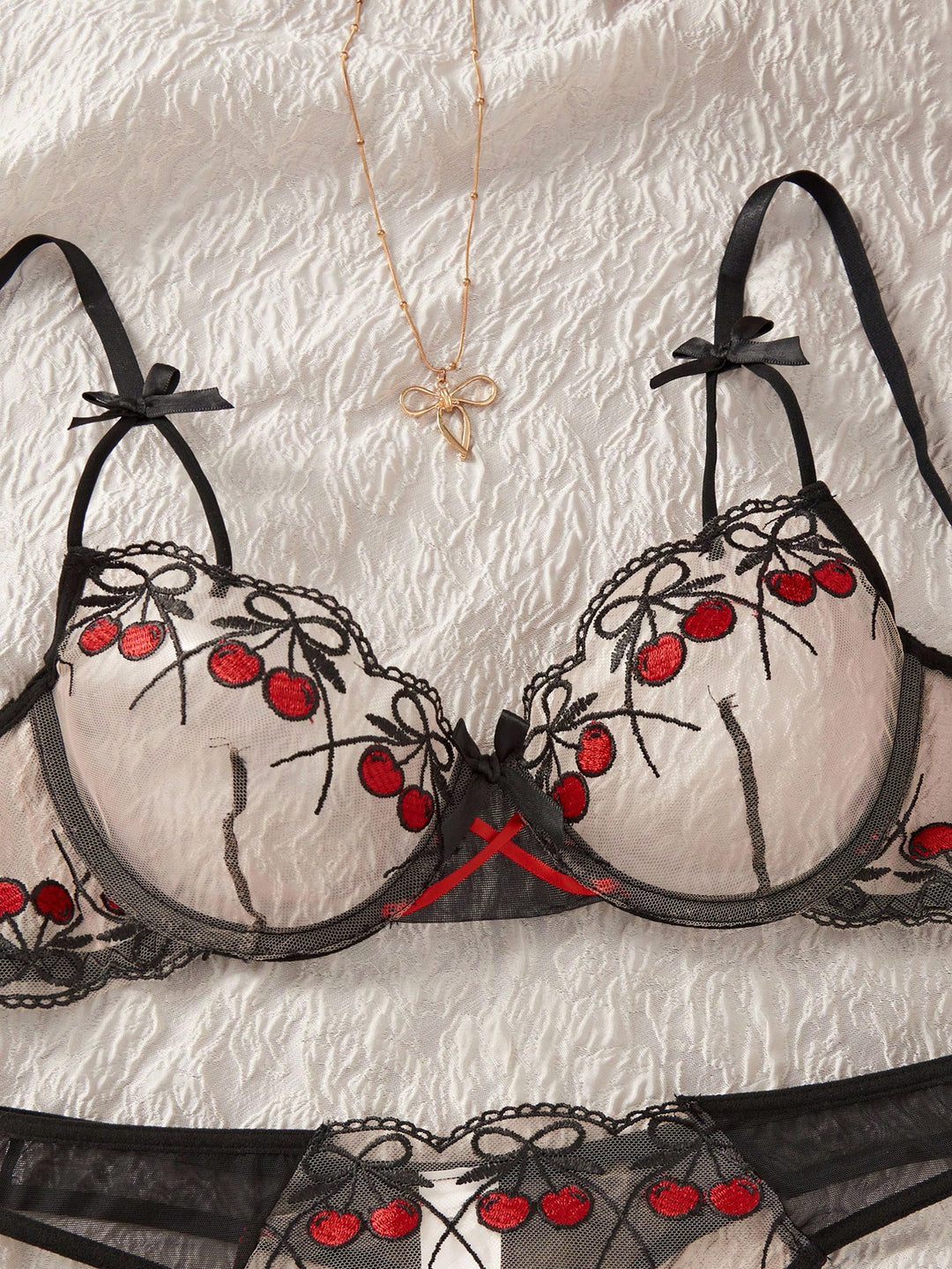 Set lenjerie intimă SHEIN, negru