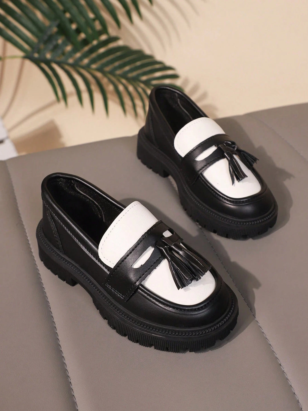 Pantofi SHEIN, negru