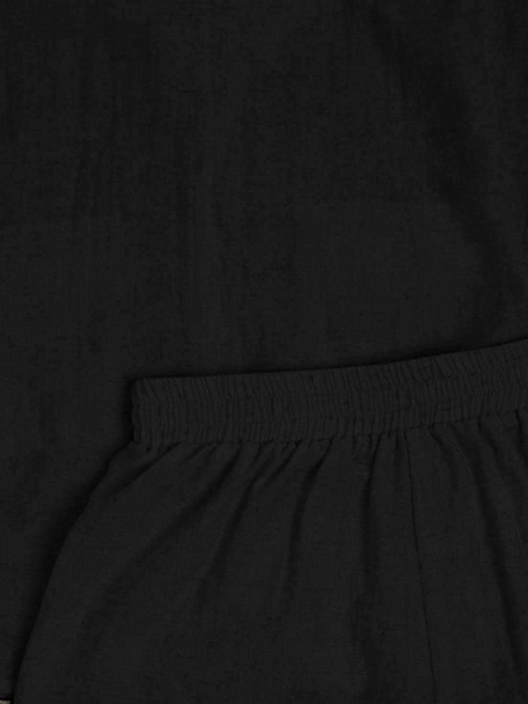 Compleu Shein, Negru