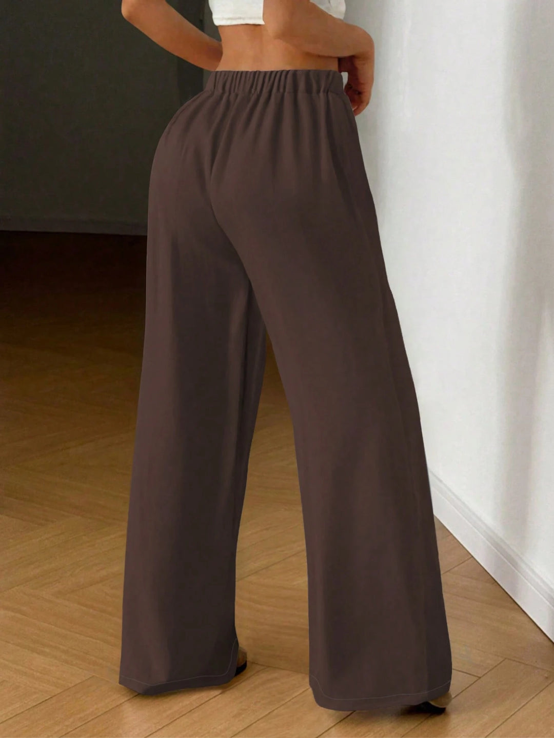 Pantaloni SHIEN, maro