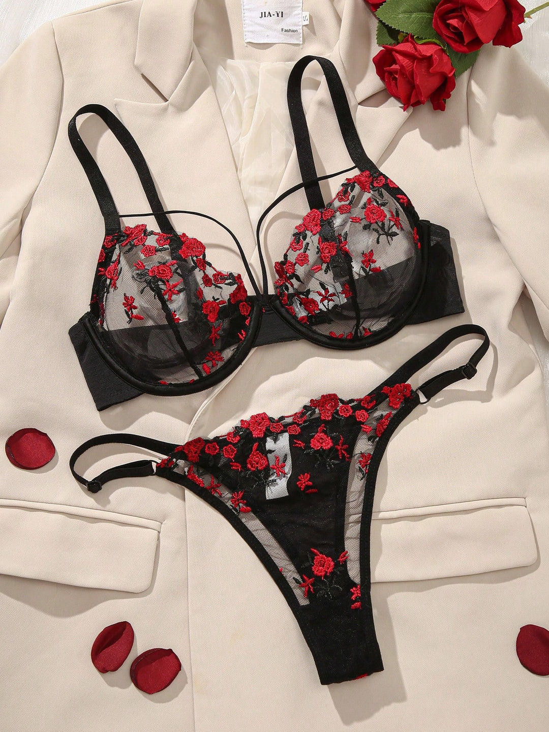 Set lenjerie SHEIN, negru