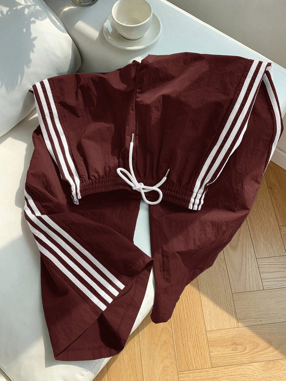 Pantaloni SHEIN, vișiniu
