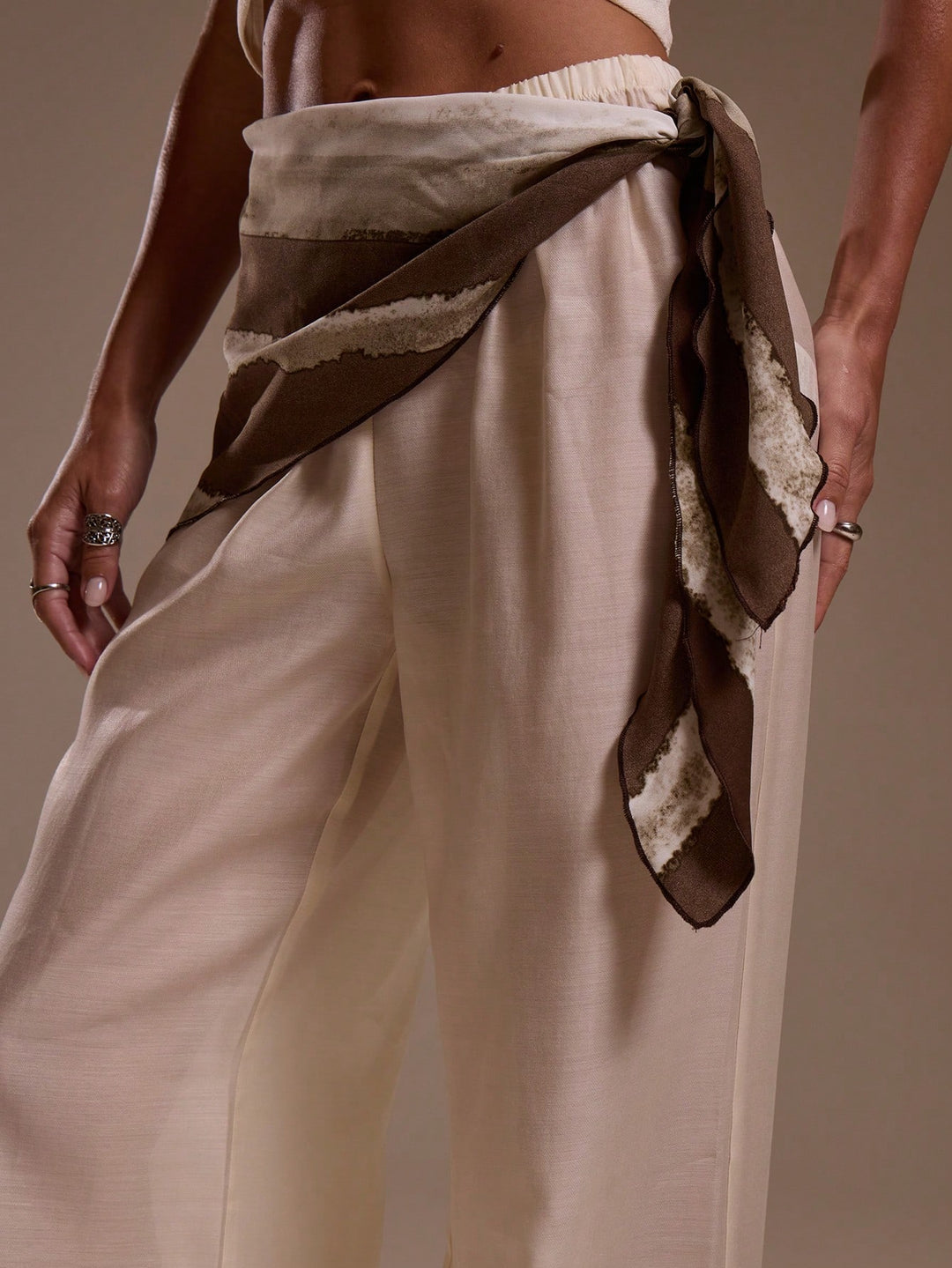 Pantaloni SHEIN, kaki