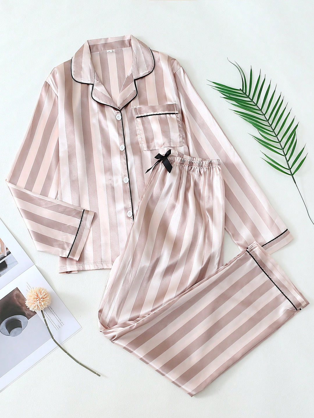 Compleu pijamale SHEIN, mix culori