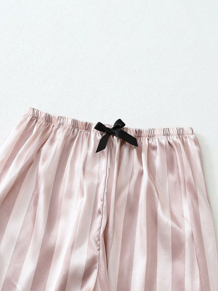 Compleu pijamale SHEIN, mix culori