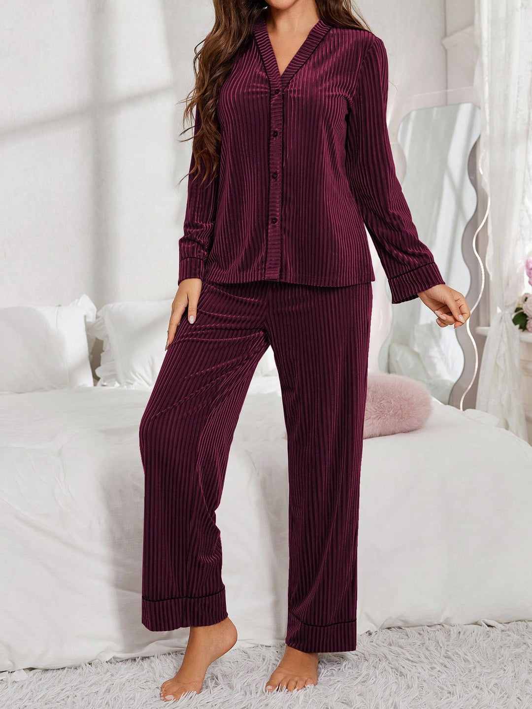 Pijama SHEIN, vișiniu