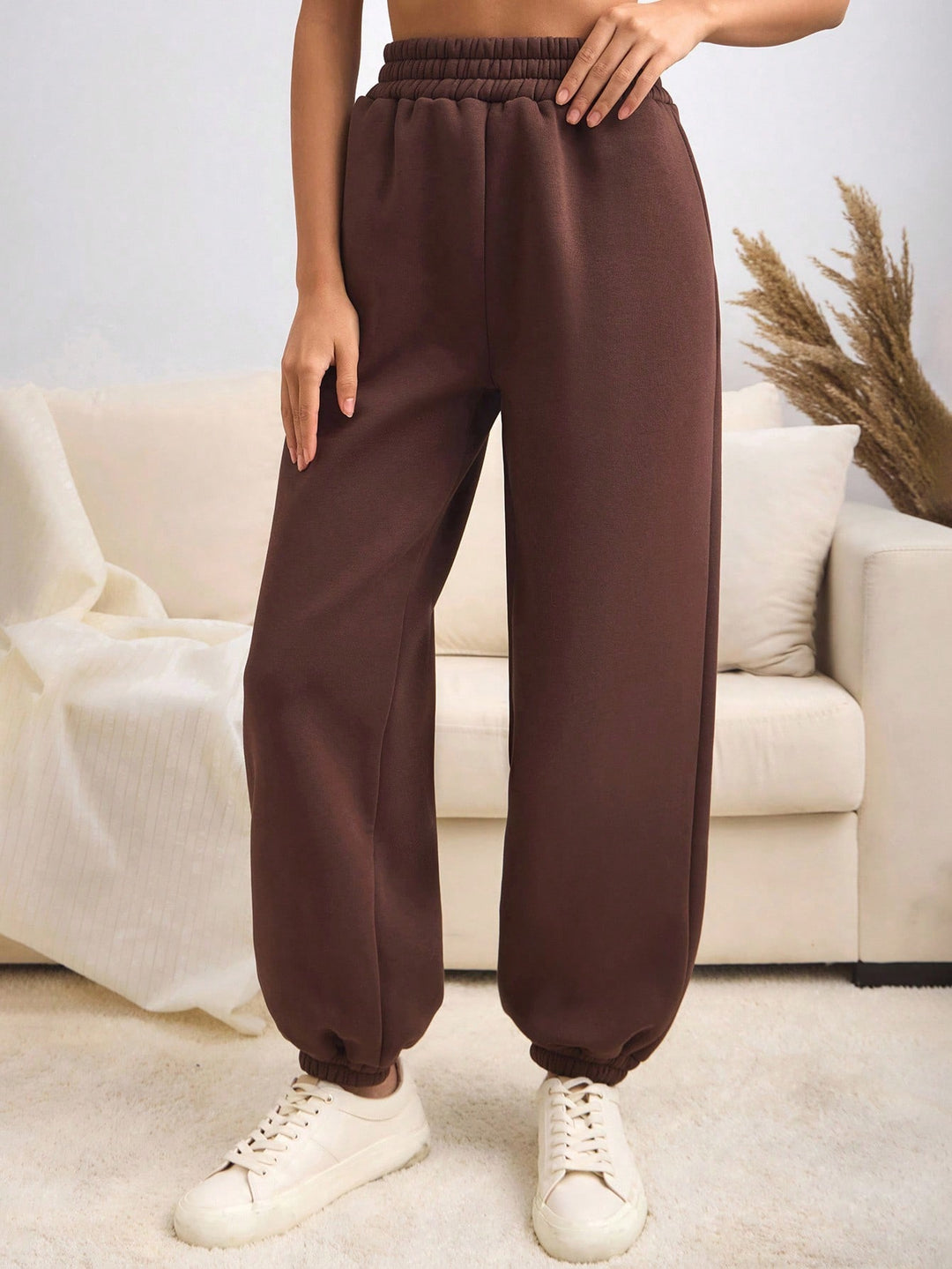 Pantaloni SHEIN, maro