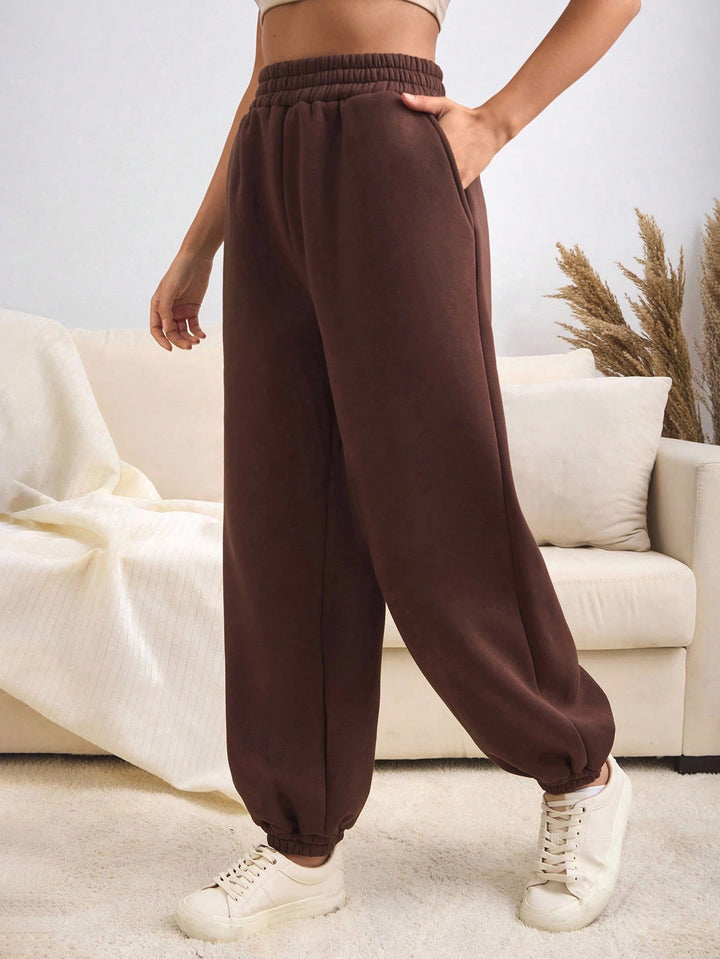 Pantaloni SHEIN, maro