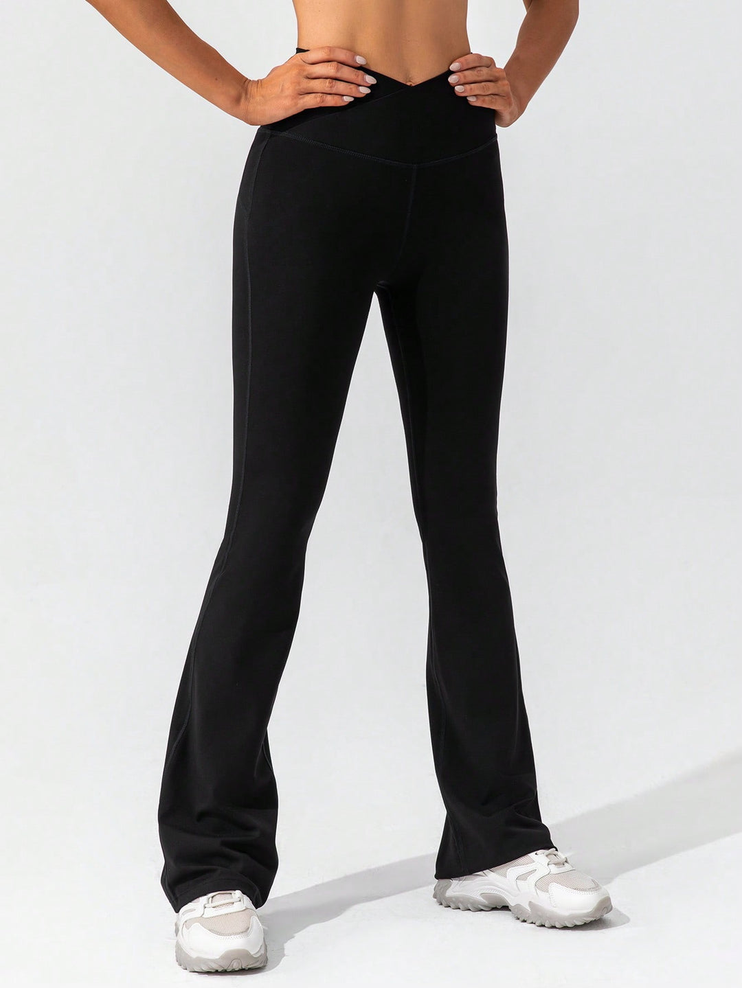 Pantaloni SHEIN, negru