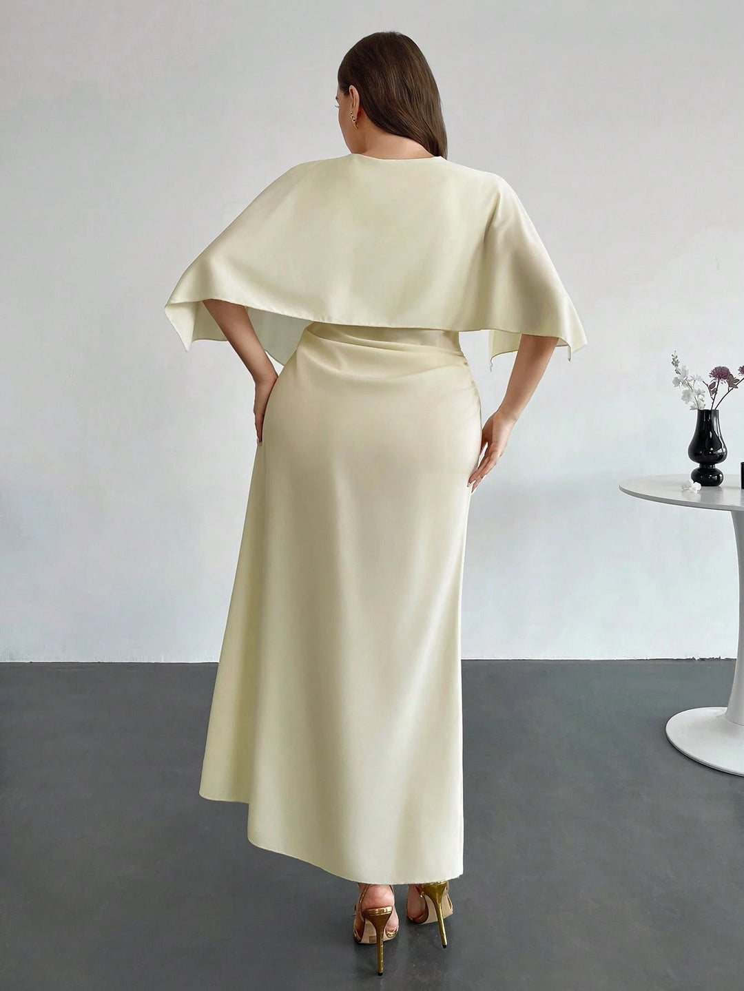 Rochie maxi Shein Curve+, crem