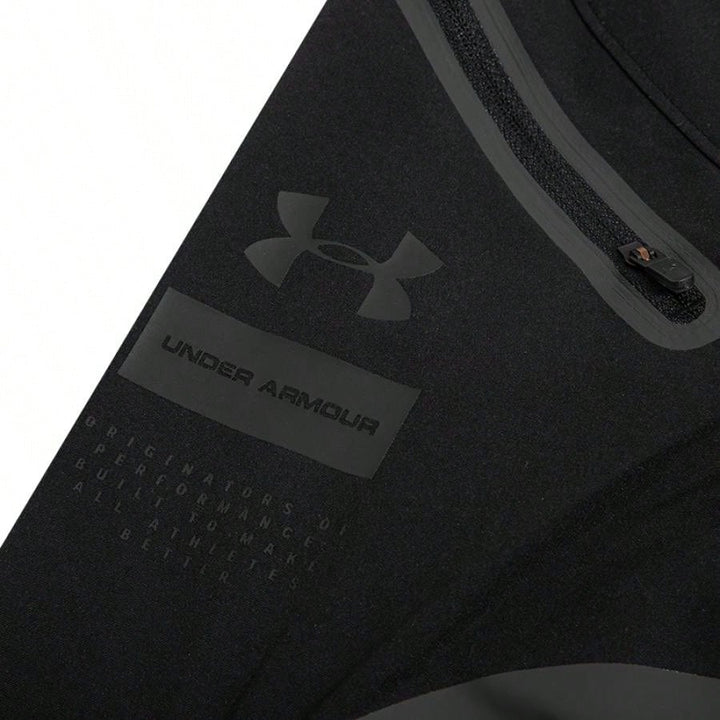 UNDER ARMOUR nadrág, fekete