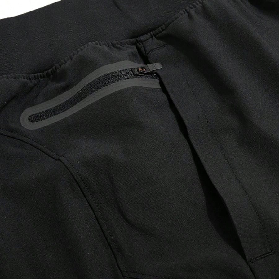 UNDER ARMOUR nadrág, fekete