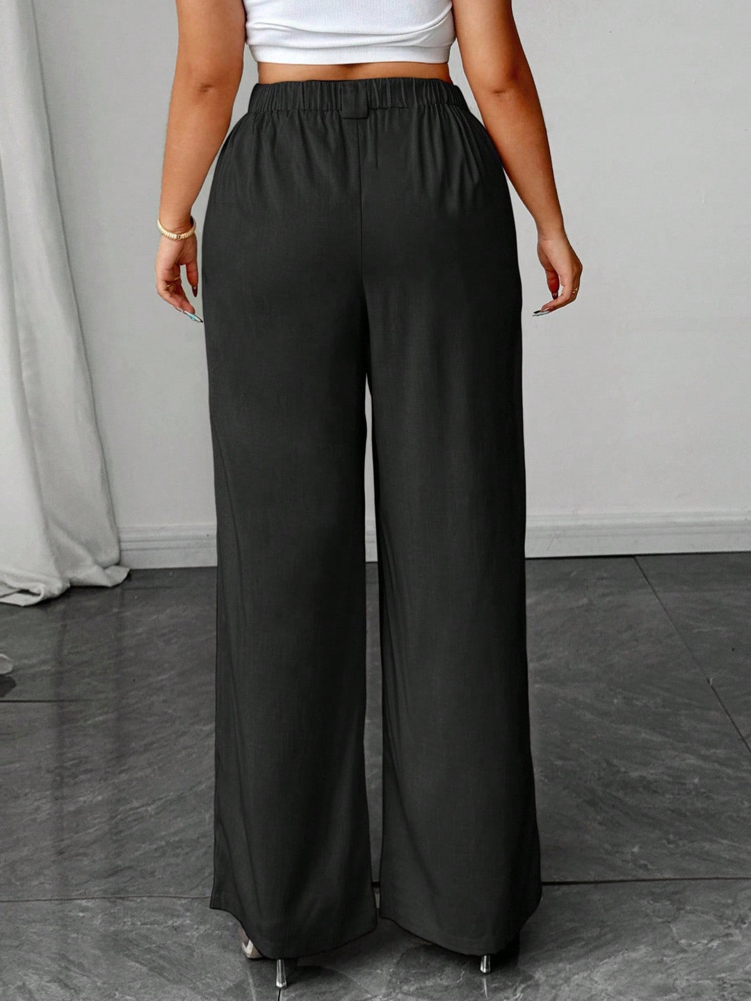 Pantaloni SHEIN, negru