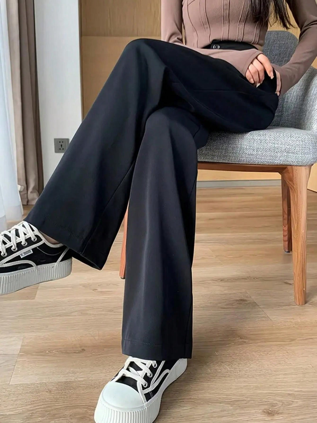 Pantaloni SHEIN, negru