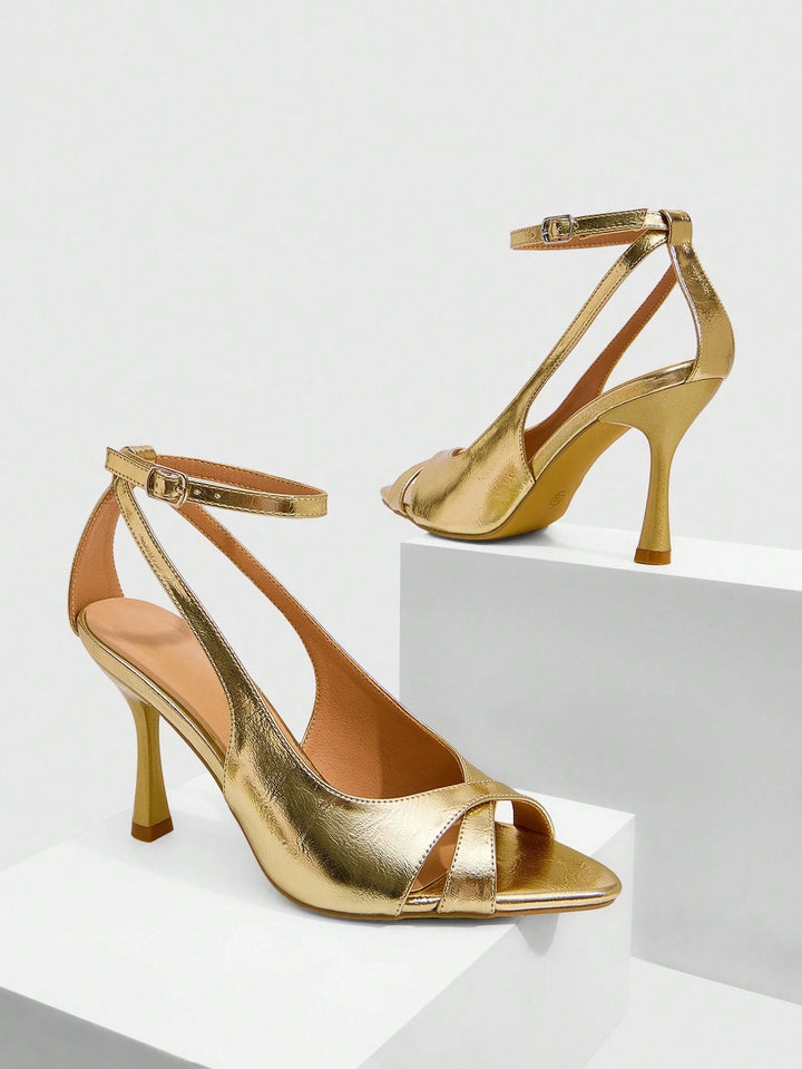 Pantofi cu toc SHEIN, auriu