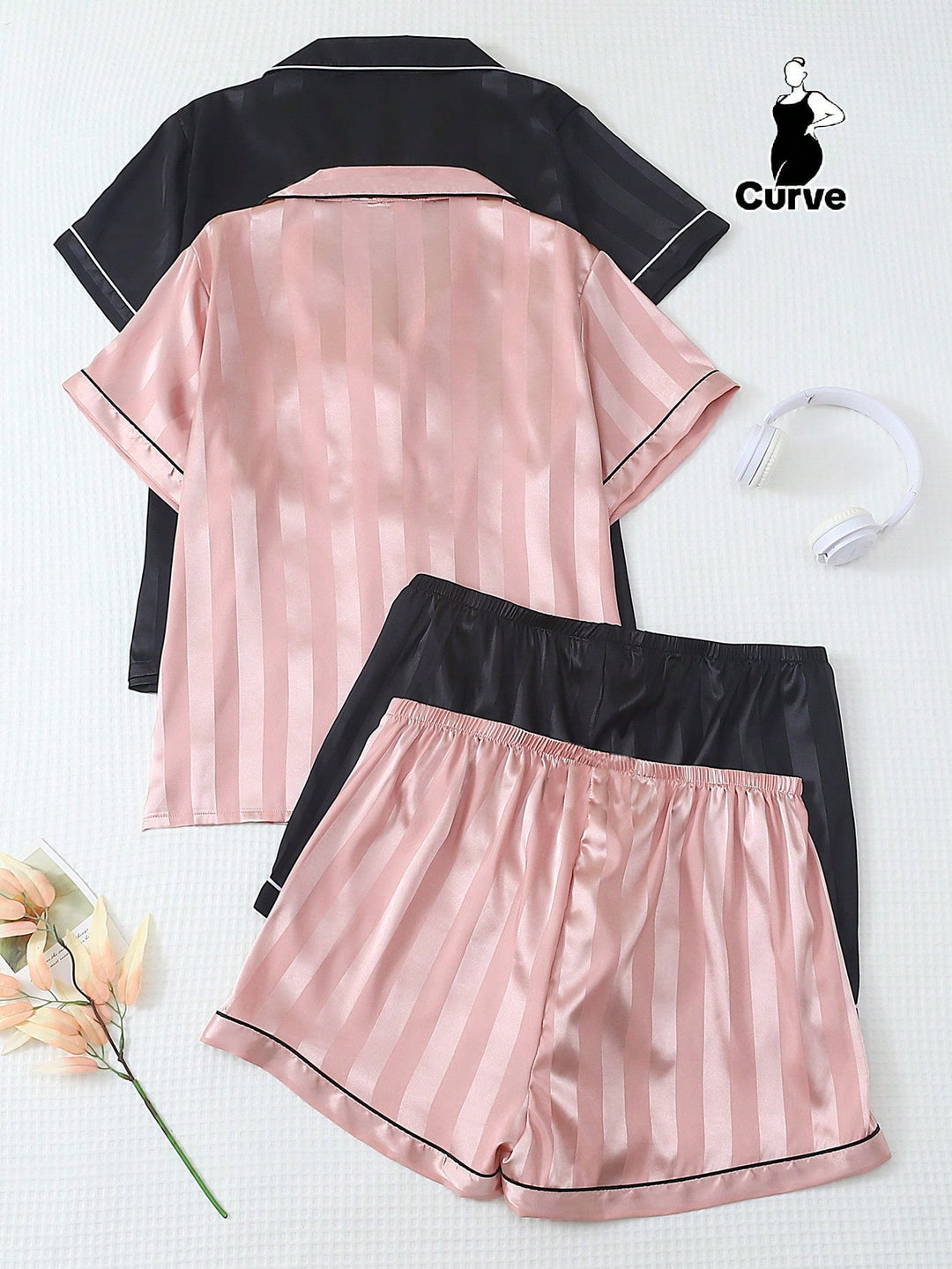 Set pijamale SHEIN, mix culori