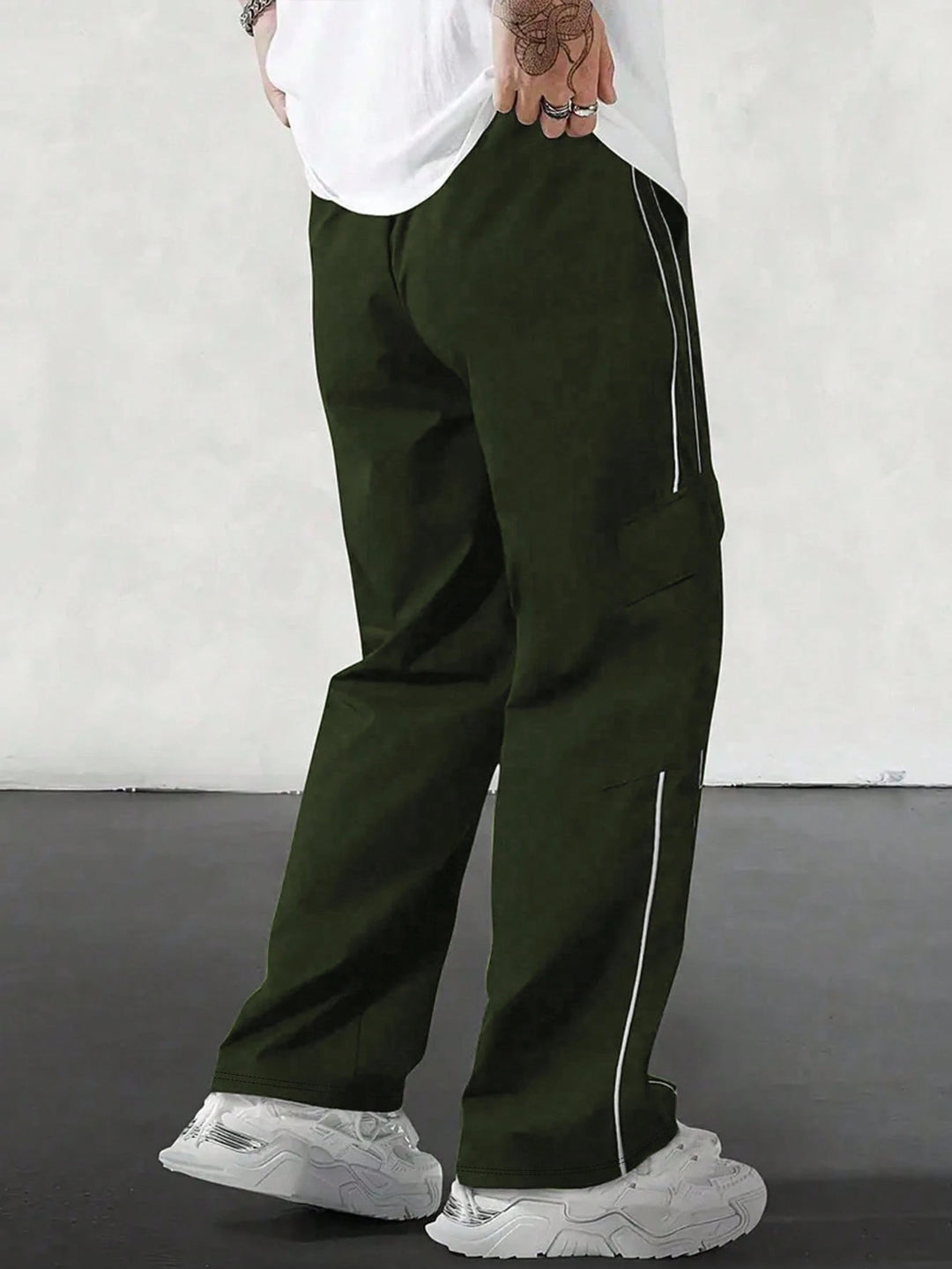 Pantaloni MANFINITY by Shein, verde