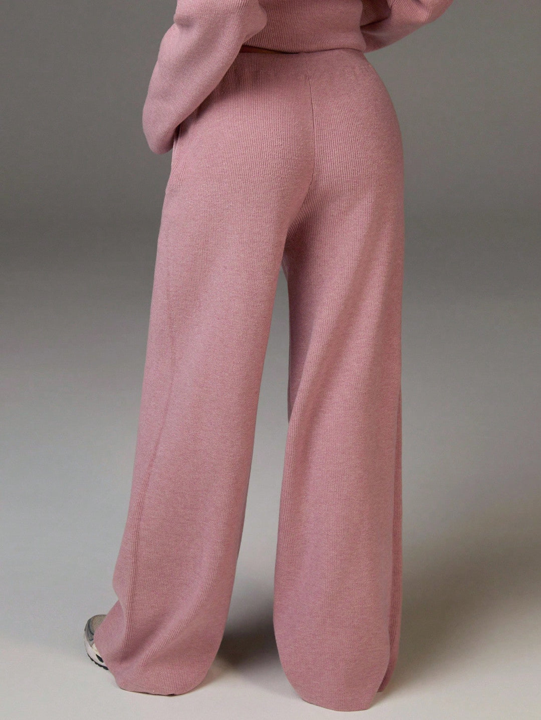 Pantaloni SHEIN, roz