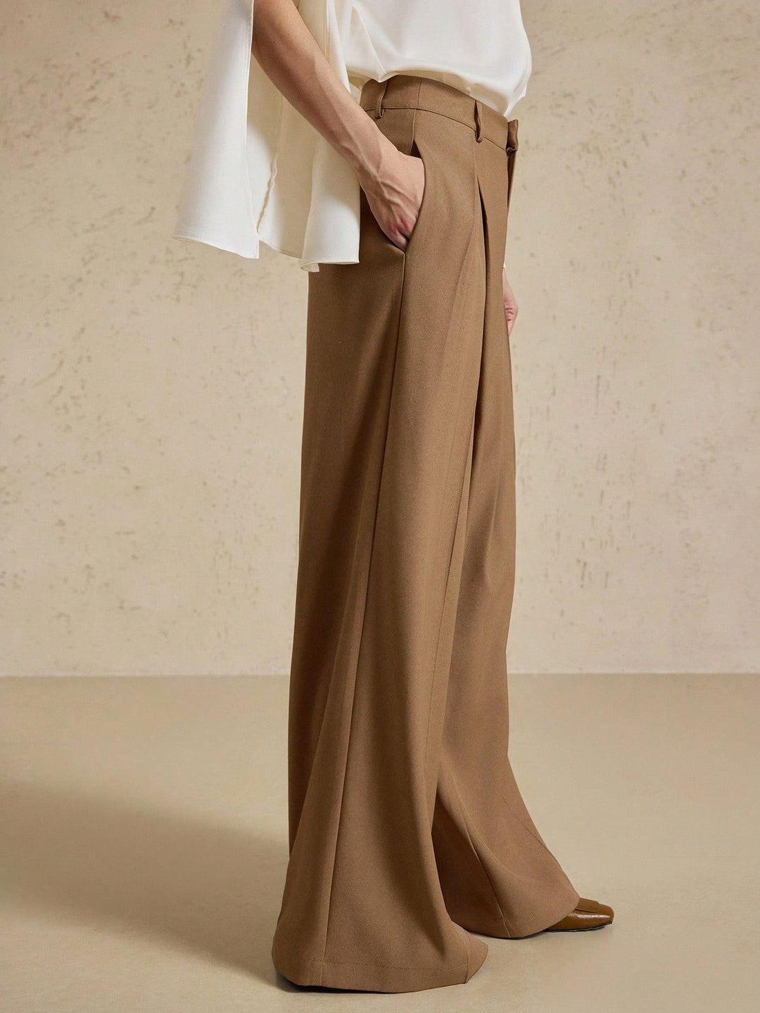 Pantaloni SHEIN, kaki