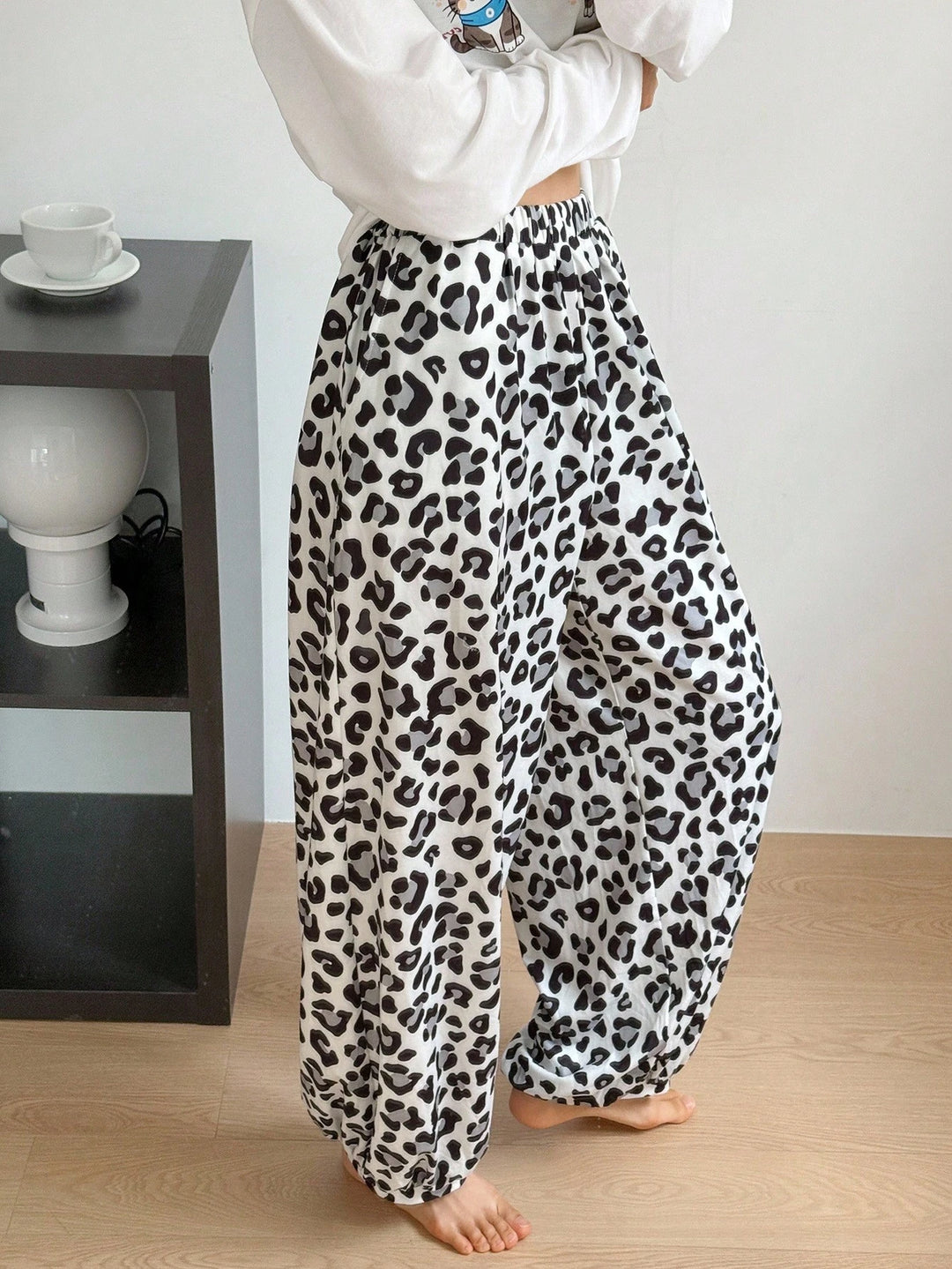 Compleu pijamale SHEIN, mix culori