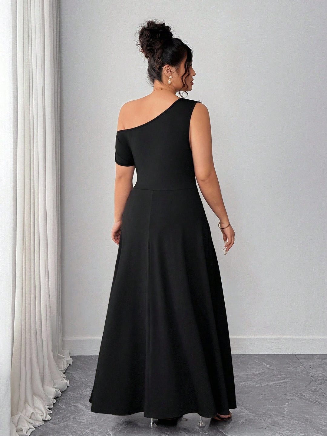SHEIN maxi ruha, fekete