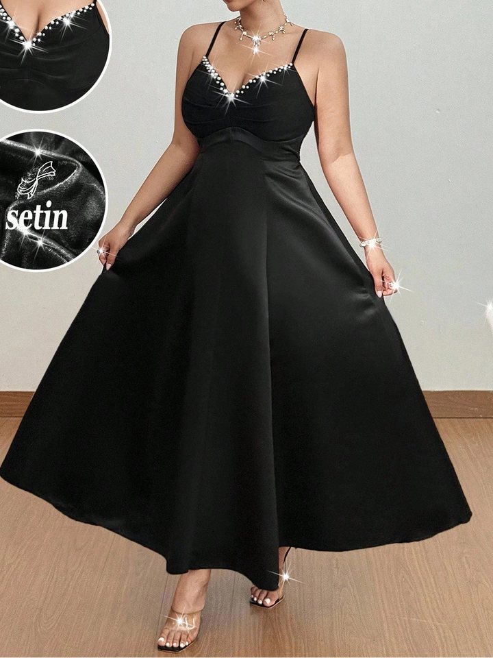Shein Curve+ maxi ruha, fekete