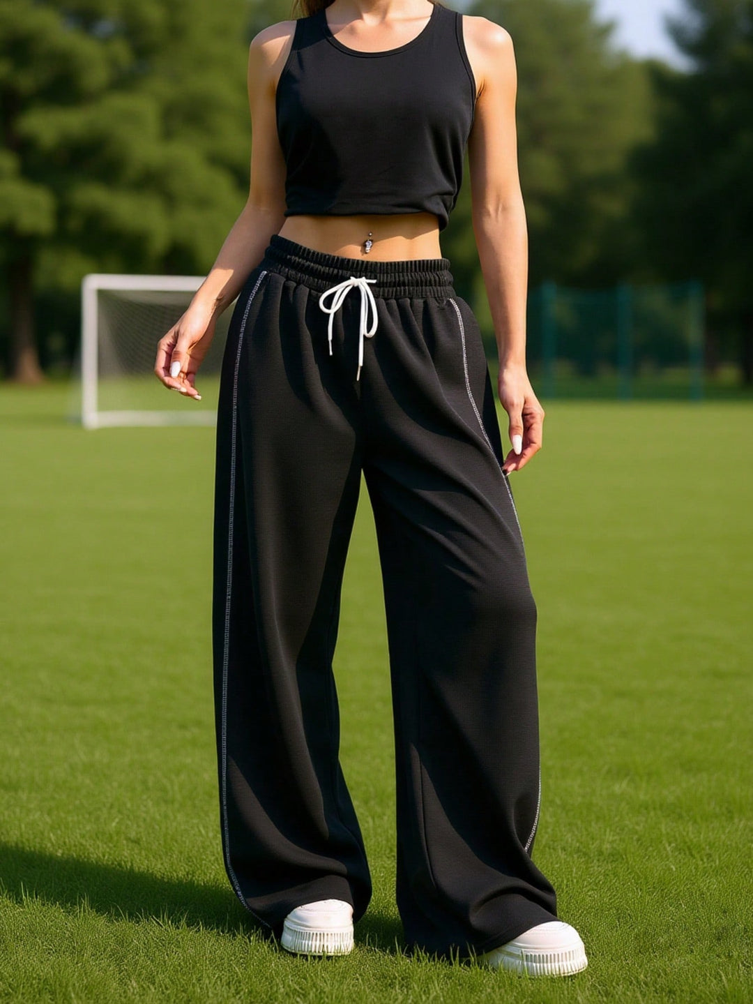 Pantaloni SHEIN, negru